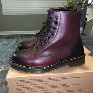 Dr. Martens Pascal UK6